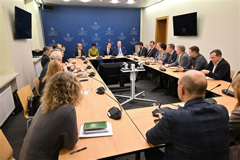 teminė nuotrauka: verslo atstovai diskusijoje apie korupciją