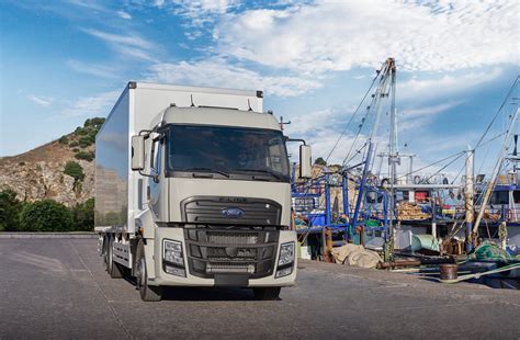 Ford Trucks sunkvežimiai servise
