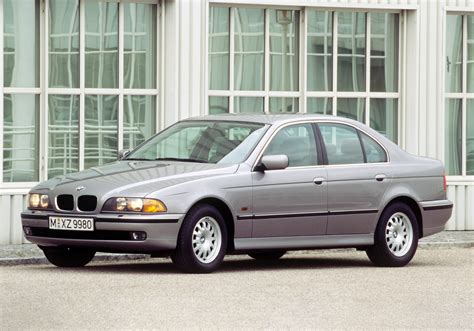 BMW 528i E39 modelio nuotrauka
