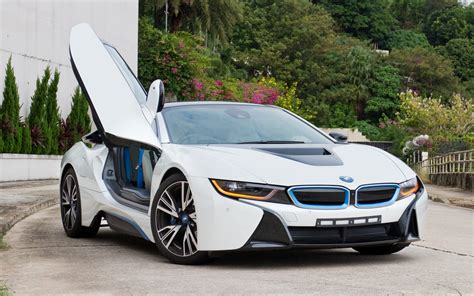 BMW i8 futuristinis dizainas
