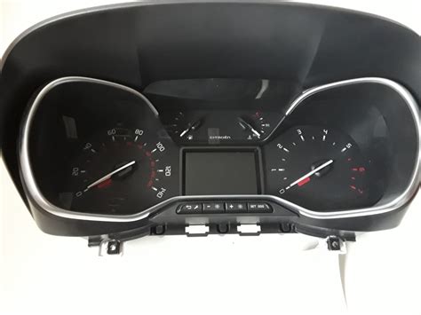 Citroen C5 prietaisų skydelis su alyvos lygio indikatoriumi