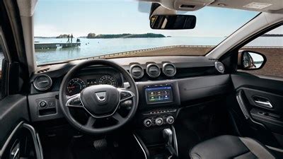 Dacia Duster salonas su oro kondicionieriaus panele