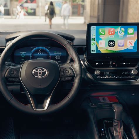 Toyota automobilio multimedijos sistema su išmaniojo telefono integravimu