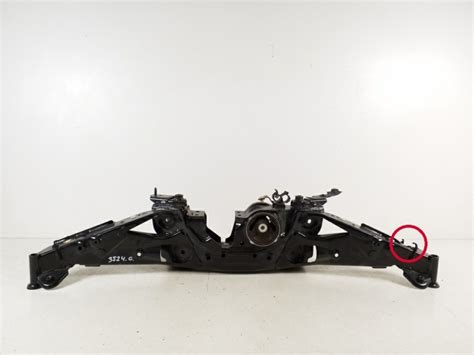 BMW E36 galinio tilto tvirtinimo taškų schema su įtrūkimais