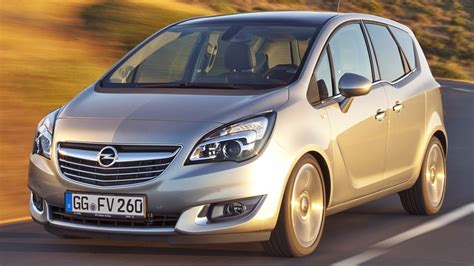 Opel Meriva A ir Opel Meriva B modelių dizaino palyginimas