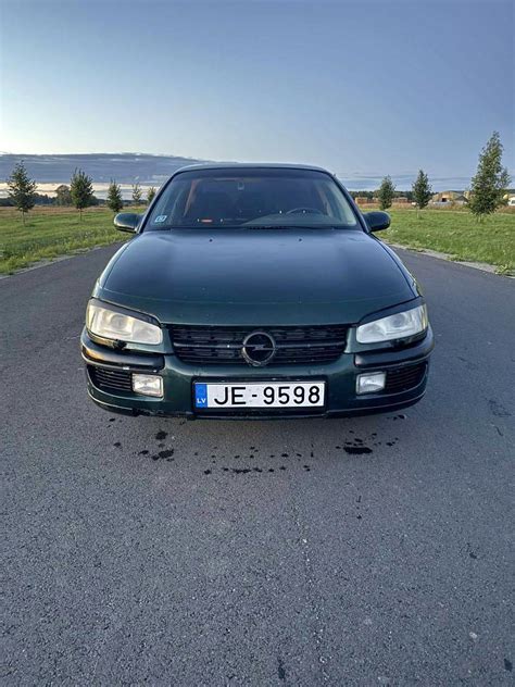Tematinė nuotrauka: Opel Omega kėbulas