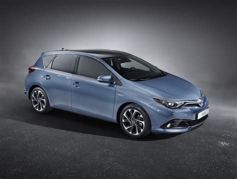 Toyota Auris 2015 metų atnaujinto modelio salonas