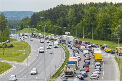 Eismo informacija apie spūstis navigacijos sistemoje