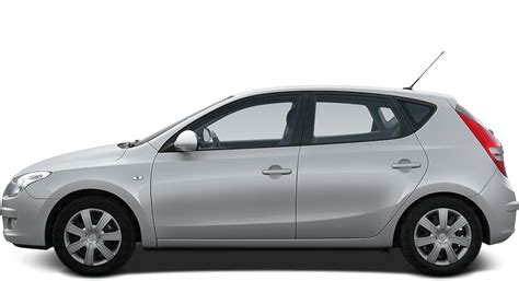 Infografika: Hyundai i30 degalų sąnaudų palyginimas (gamintojo vs. realios)