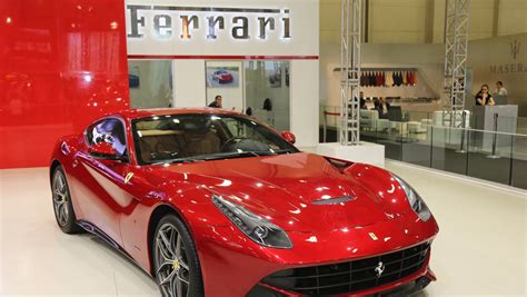 Ferrari automobilių modelių evoliucijos infografika