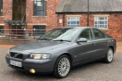 Volvo S60 D5 variklis