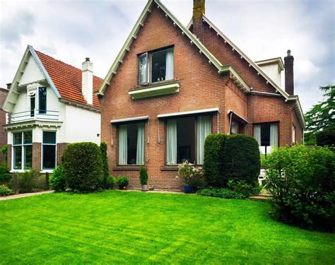 Infografika, iliustruojanti, ką daryti ir ko nedaryti, kai pažeista duomenų laikmena.