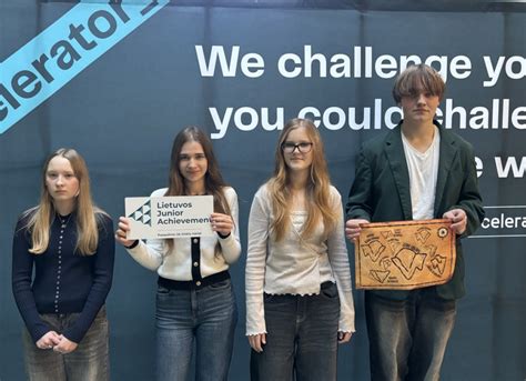 Foto reportažas iš Lizdeikos gimnazijos mokinių edukacinių kelionių