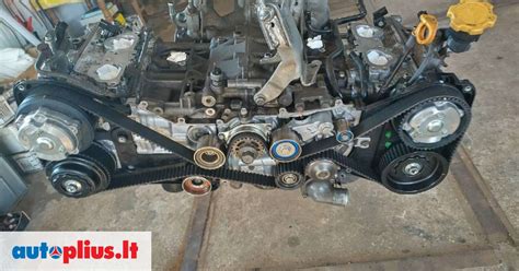 Schematinis Subaru Forester variklio komponentų išdėstymas