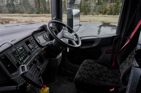 Scania AXL autonominio savivarčio infografika su jutikliais