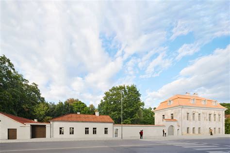 Vilniaus muziejų fasadai