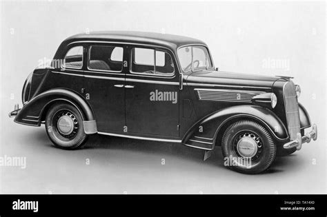 Nuotrauka: 1937 metų Opel Super 6 sedanas