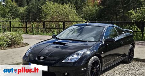 Pirmosios kartos Toyota Celica kupė automobilio nuotrauka