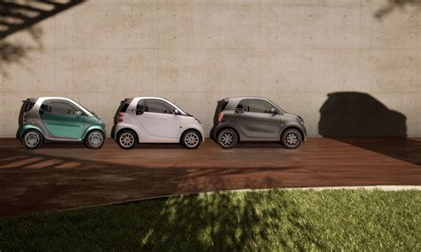 Smart automobilis mieste lengvai parkuojamas statmenai
