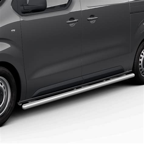 Toyota Proace salonas ir apdailos medžiagos, iliustruojančios pastebėtus trūkumus