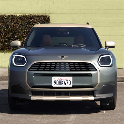 infografika apie MINI Cooper vairavimo režimus ir manevringumą