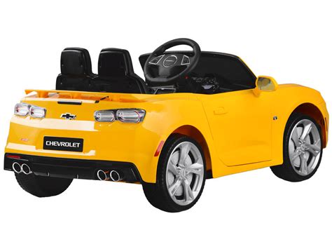 Geltonas „Chevrolet Camaro“ su juodomis juostomis, kaip Bumbulbotojas