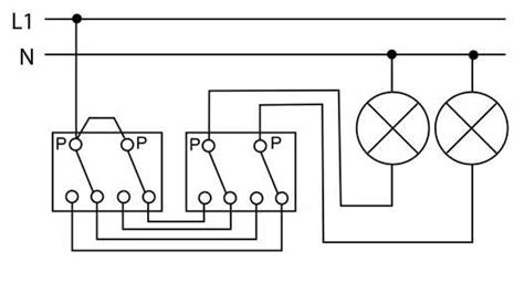 Automatinio jungiklio pjūvio schema su elektromagnetiniu ir šiluminiu išjungikliu