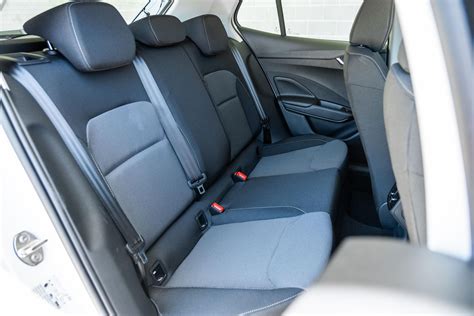 Skoda Fabia interjero nuotrauka su erdvia bagažine