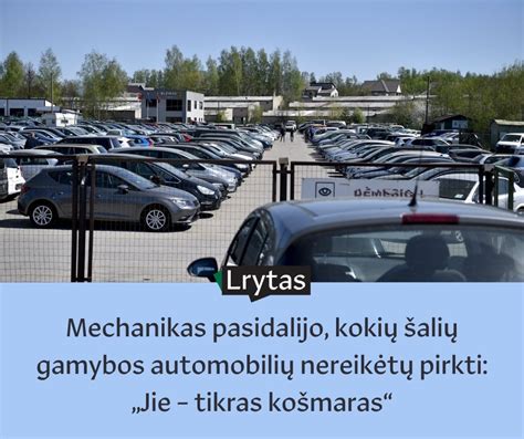 Istorinė nuotrauka, vaizduojanti vieną pirmųjų Japonijoje pagamintų automobilių