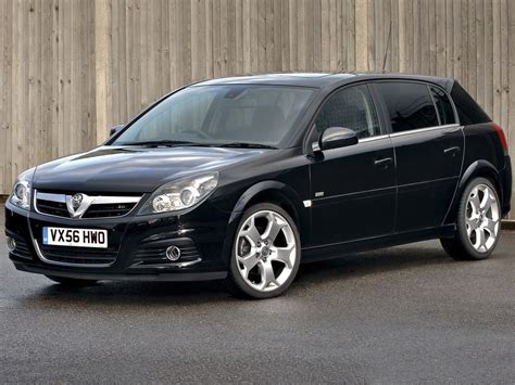 The Vauxhall Signum (2008) - priekinis vaizdas