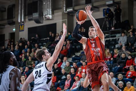 Nuotrauka: „Vairo“ komanda, laimėjusi čempionatą 9-ajame dešimtmetyje