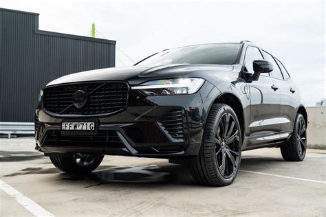 Volvo XC60, iliustruojantis eleganciją ir modernų dizainą