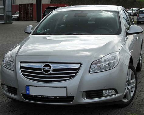 Opel Insignia adaptyvūs žibintai