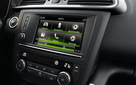 schema: DVD grotuvo integravimo į automobilio saloną galimybės (lubos, sėdynių atlošai)