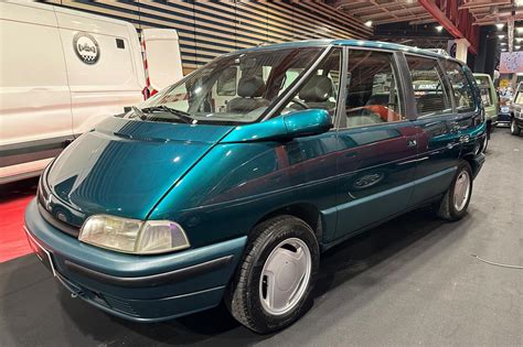 Renault Espace II vidaus durų rankenėlės schema su detalių kodais