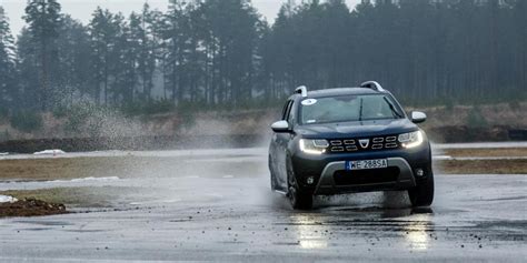 Dacia Duster trečiosios kartos automobilio eksterjero nuotrauka