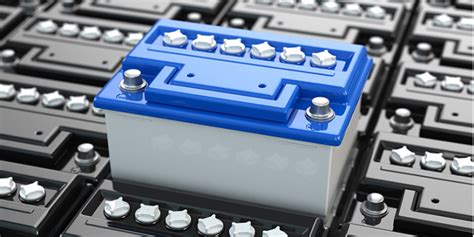 Skirtingi automobilių akumuliatorių modeliai