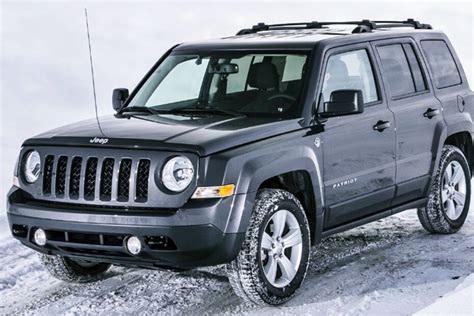 Jeep Patriot modelio išorės dizaino ir kėbulo proporcijų schema