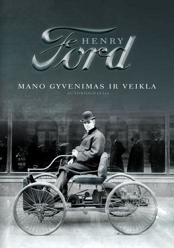 Henrio Fordo portretas šalia vieno iš pirmųjų „Ford Motor Company“ automobilių