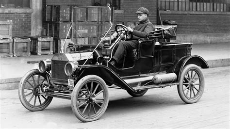 Nuotrauka: 1908 metų „Ford Model T“ - automobilis, sujudinęs Ameriką