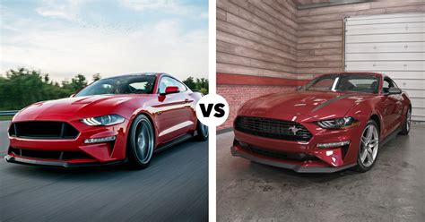 santraukos lentelė: „Ford Mustang“ techninių parametrų palyginimas (V8 vs EcoBoost)