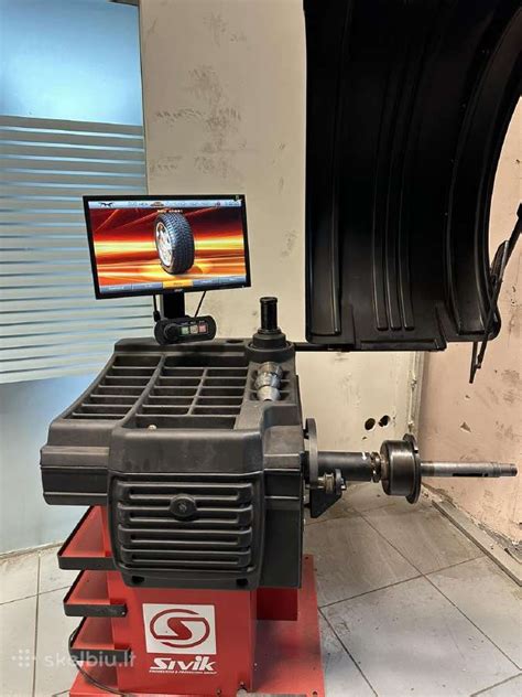 padangų balansavimo stendas autoservise