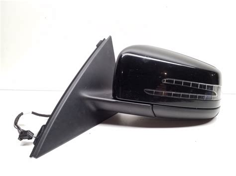 Mercedes-Benz W220 šoninis vaizdas ir interjero detalės