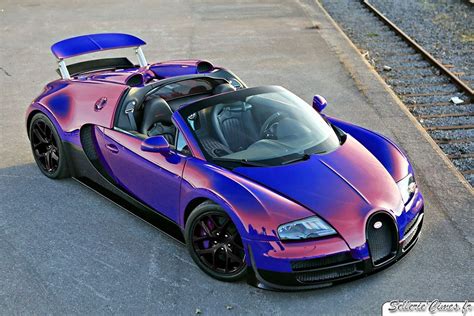 Nuotrauka su Bugatti Veyron automobiliu