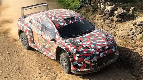 Archyvinė nuotrauka, demonstruojanti „Toyota Celica“ evoliuciją nuo pirmosios iki paskutinės kartos modelių
