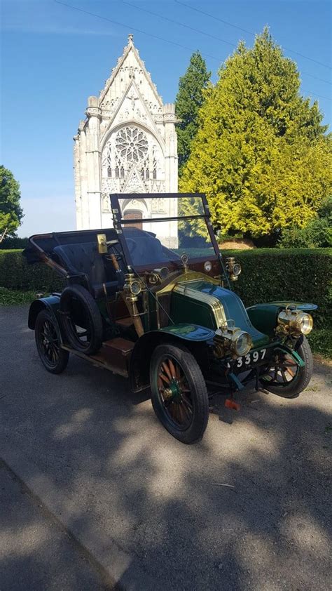 Istorinis Renault AX modelis