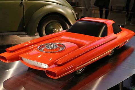 „Ford Nucleon“ branduolinio reaktoriaus keitimo schema