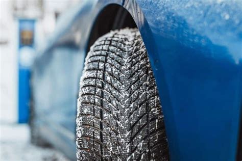 Nuotrauka, iliustruojanti skirtingų padangų tipus ir jų dėvėjimąsi