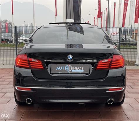 BMW F10 xDrive automobilis su vienodo pločio ratlankiais