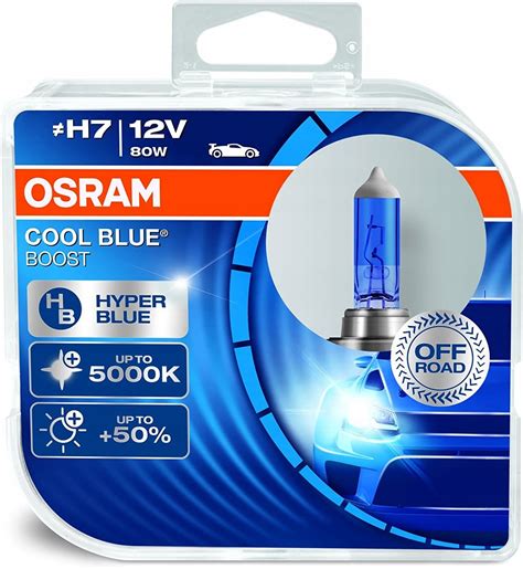 Schematinis OSRAM H7 Cool Blue Boost 80W lemputės palyginimas su standartine H7 lempute, parodant šviesos srauto skirtumą ir spalvos temperatūrą.